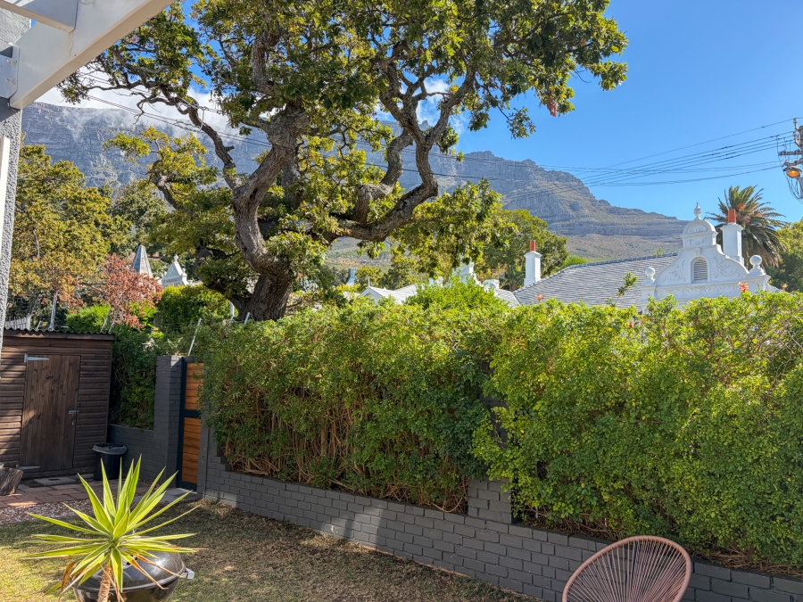 2 Bedroom Property for Sale in Oranjezicht Western Cape